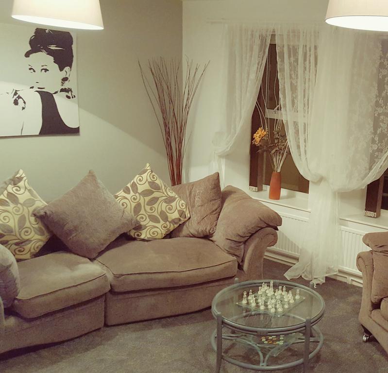Отель Dursley House Whitland Экстерьер фото